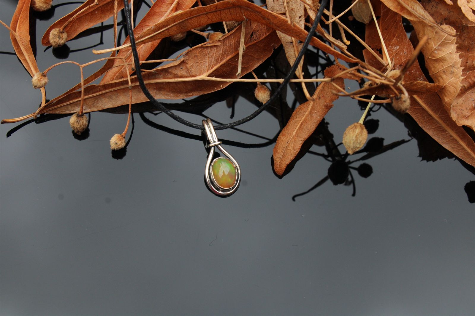 Collier opale véritable GREEN FIRE - Aurore Lune 