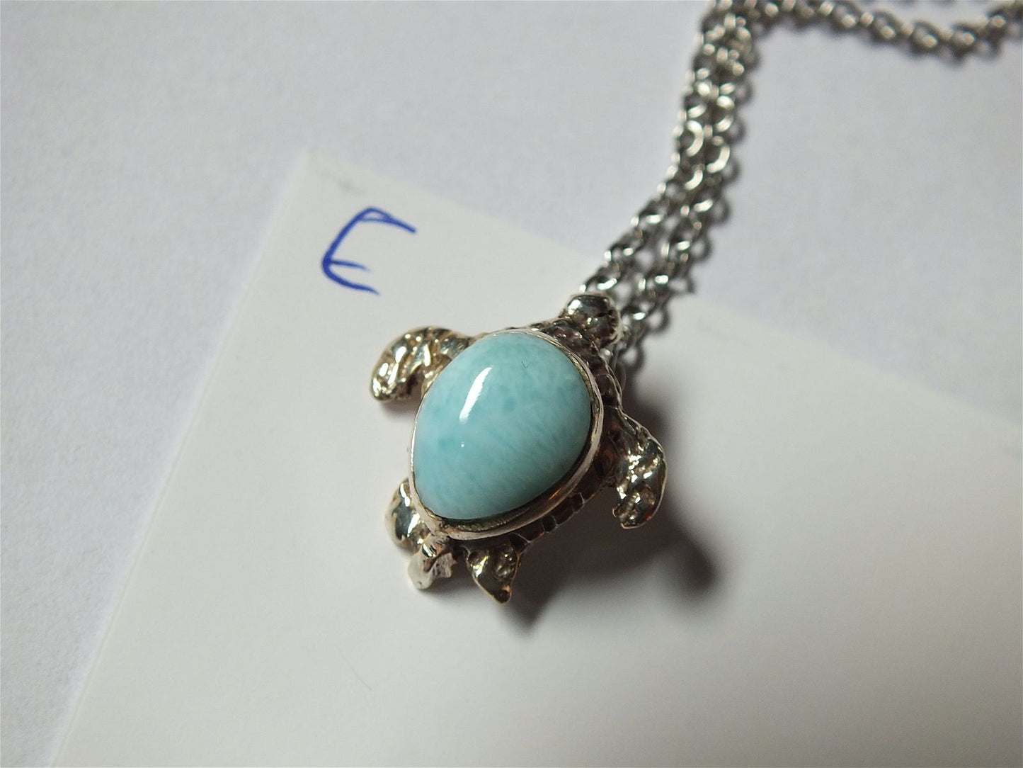 Collier petite  tortue avec larimar - Aurore Lune 