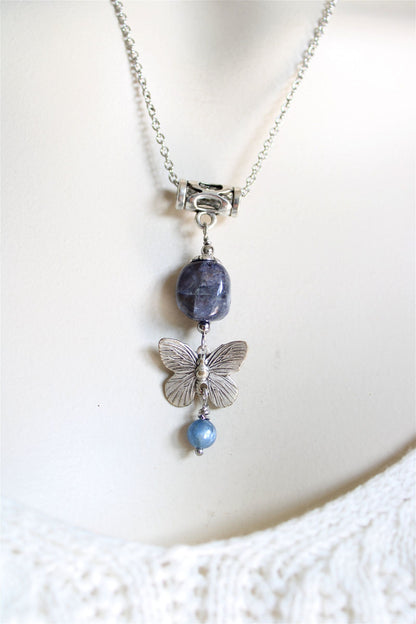 Collier poétique avec disthène bleu et cordiérite - Aurore Lune 