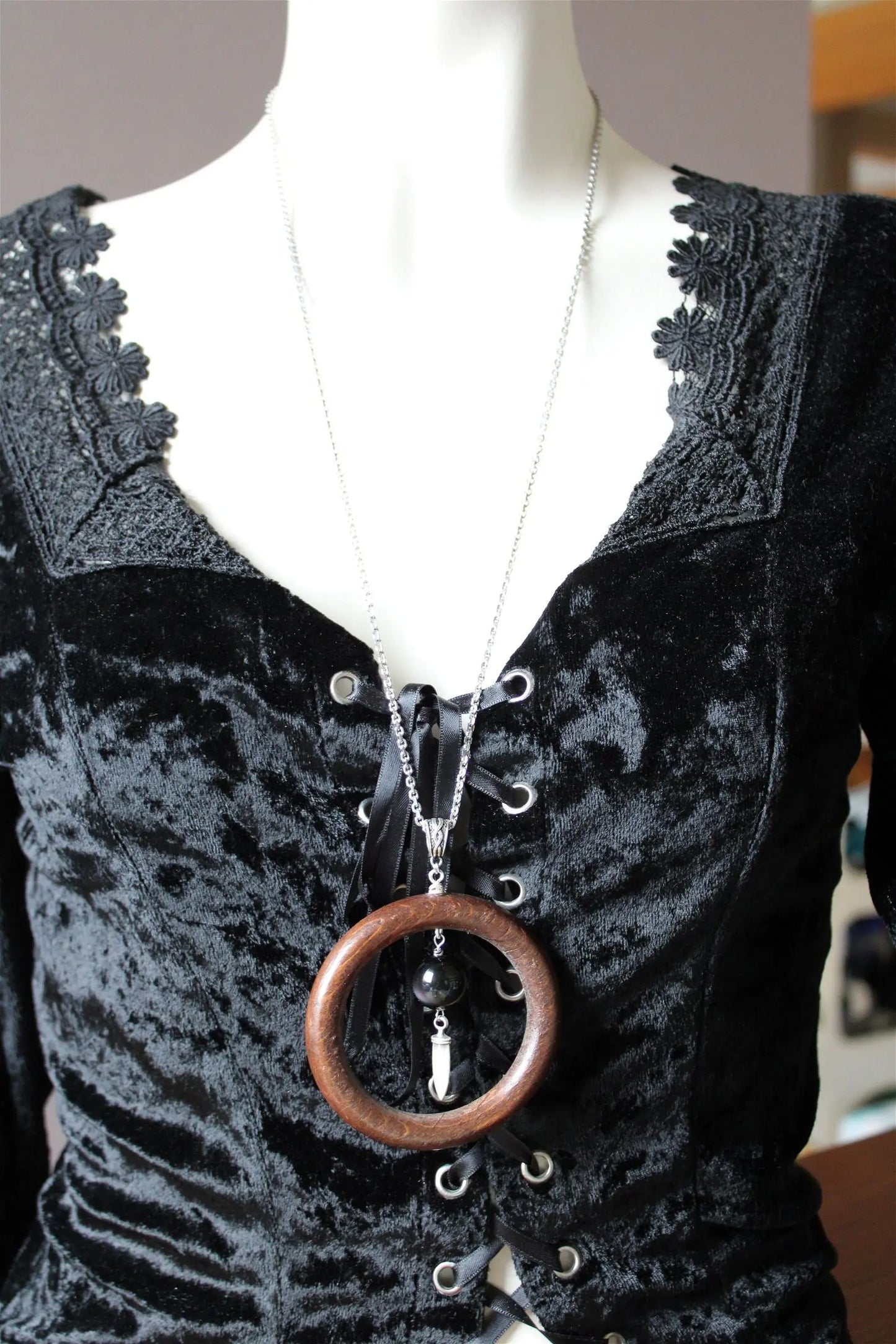 Collier sautoir oeil céleste dague - Aurore Lune 