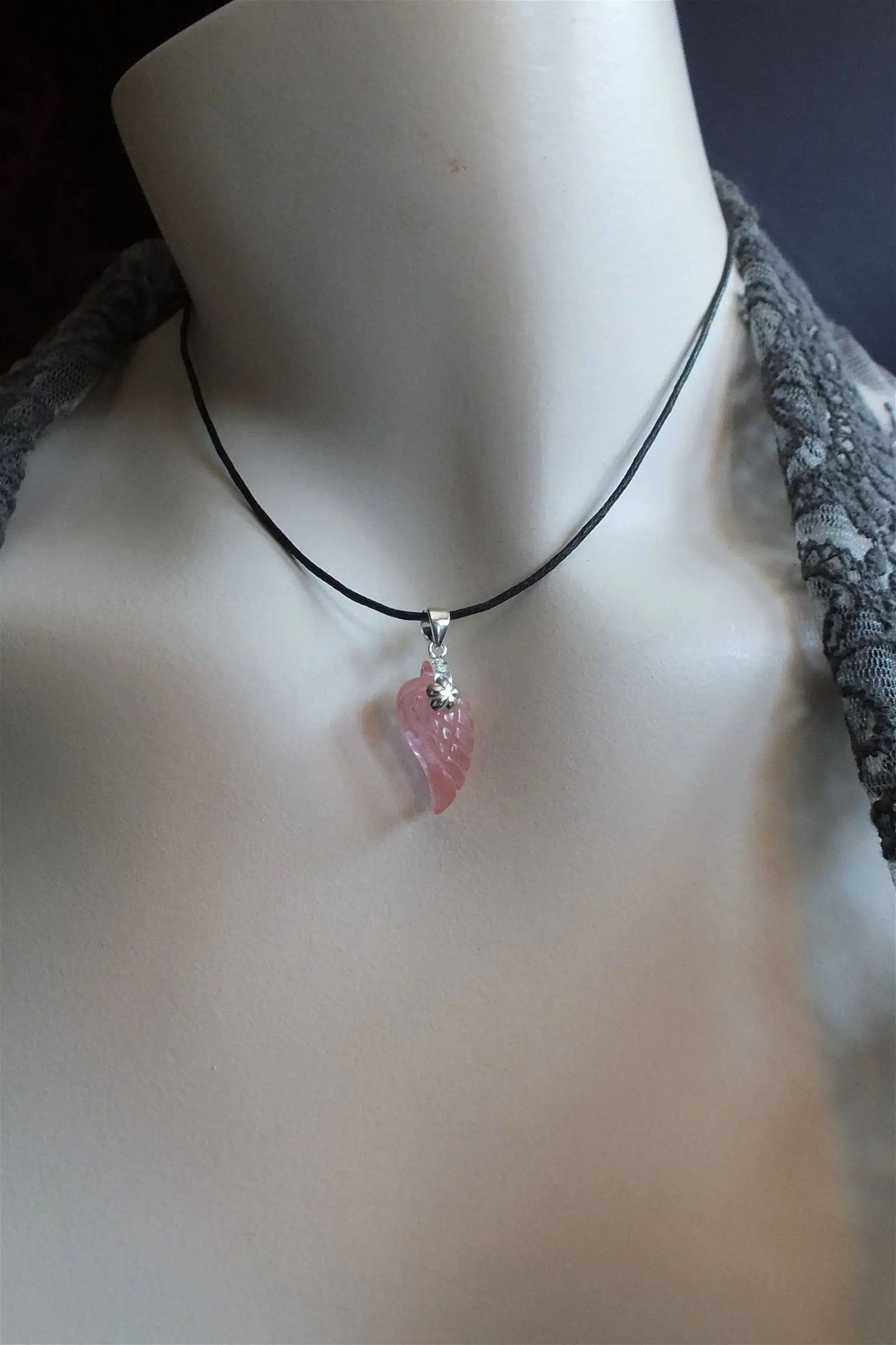 Collier strawberry quartz teinté - Aurore Lune 