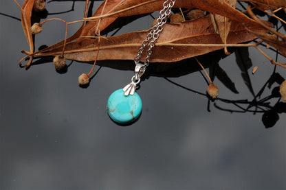 Collier turquoise RECONSTITUEE avec chaîne inox - Aurore Lune 