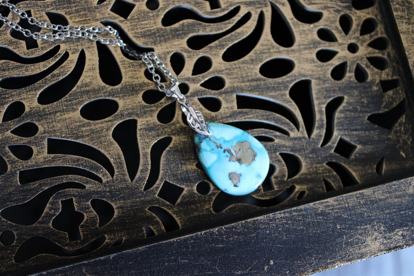 Collier turquoise avec chaîne inox - Aurore Lune 