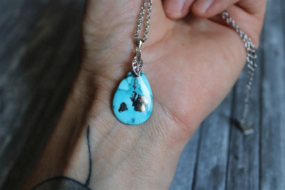 Collier turquoise avec chaîne inox - Aurore Lune 