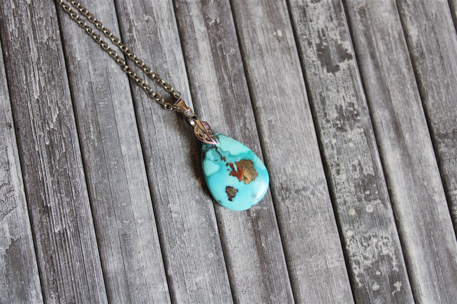 Collier turquoise avec chaîne inox - Aurore Lune 