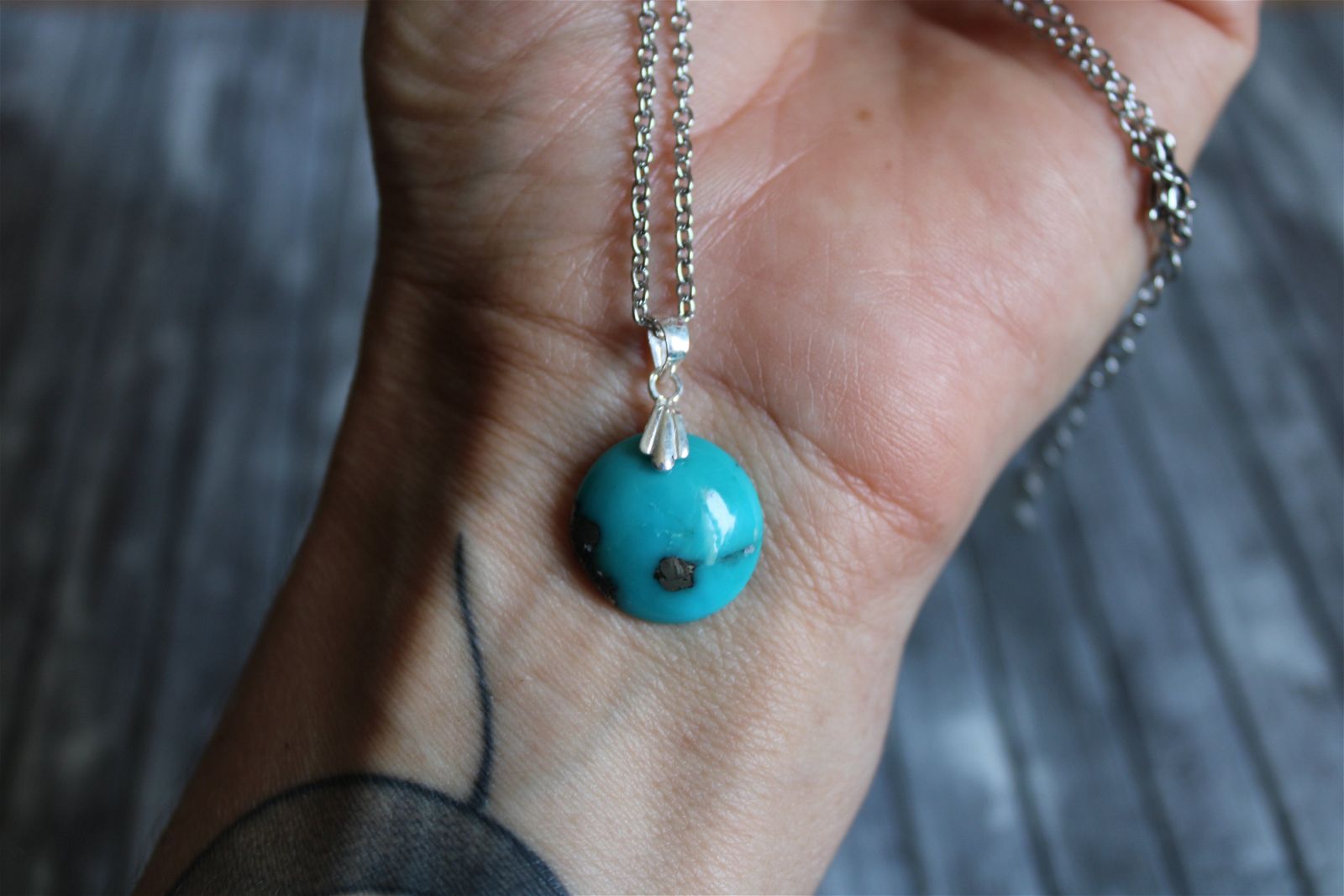 Collier turquoise avec chaîne inox - Aurore Lune 