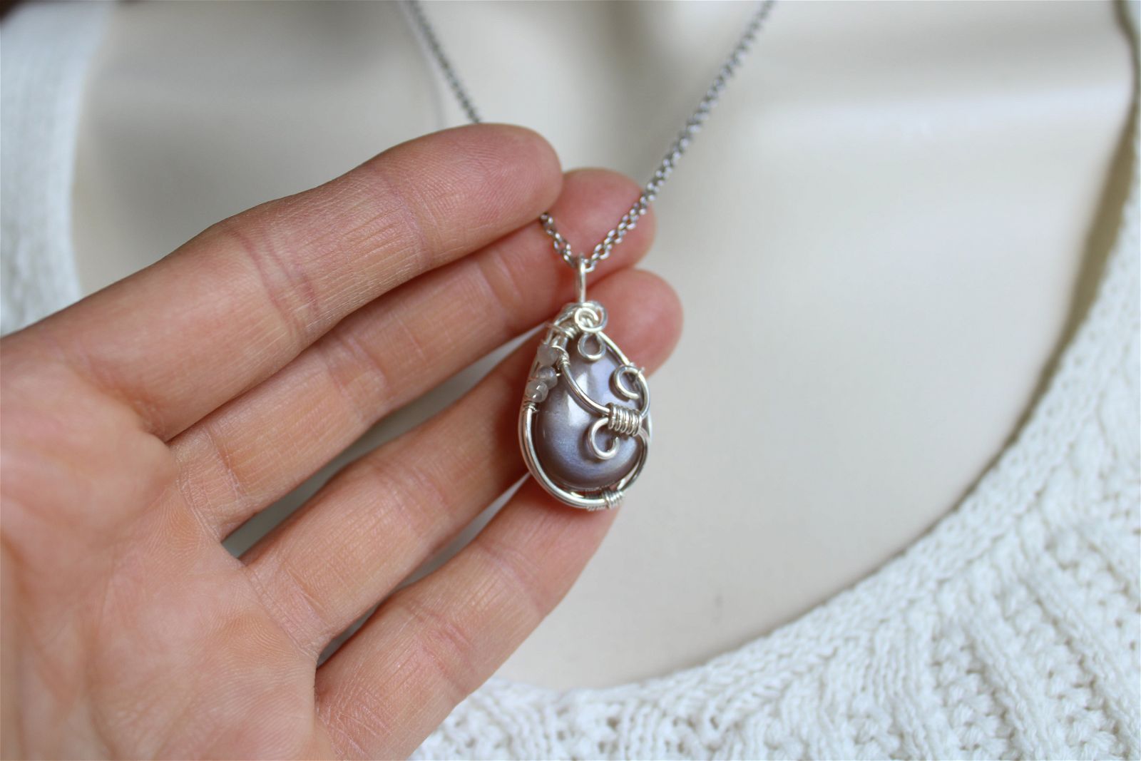 Collier wirewrap avec pierre de lune - Aurore Lune 