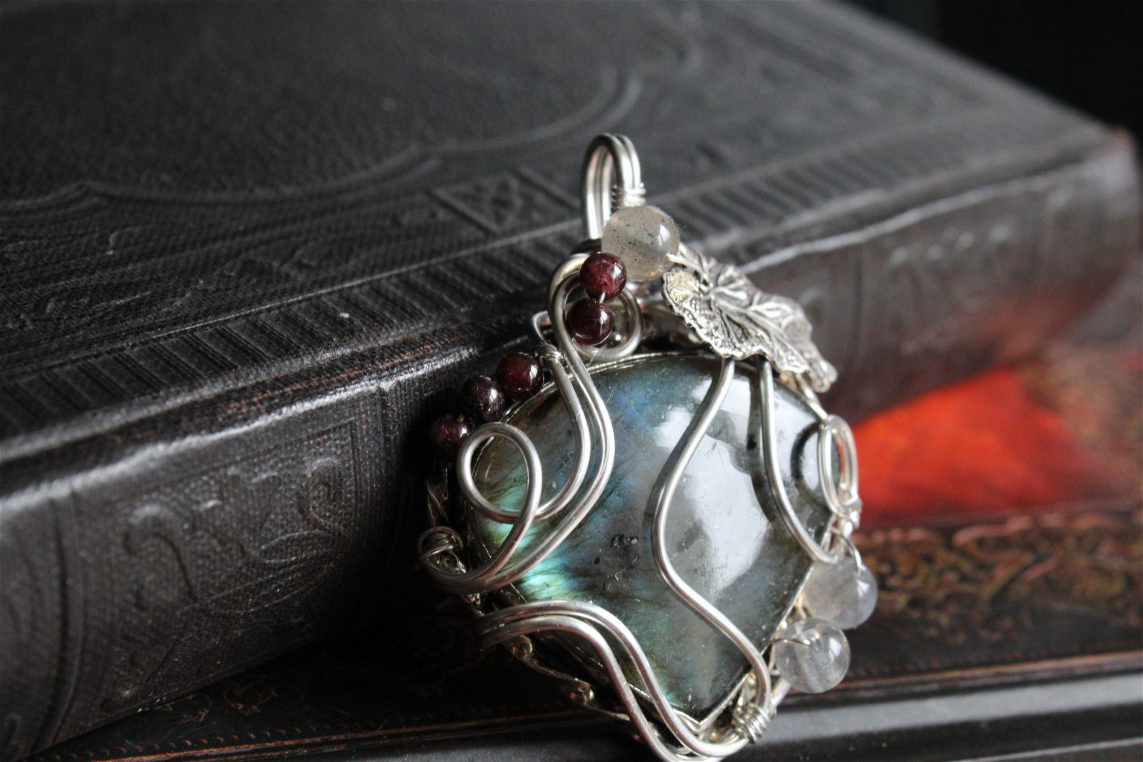 Collier wirewrap en labradorite - Aurore Lune 