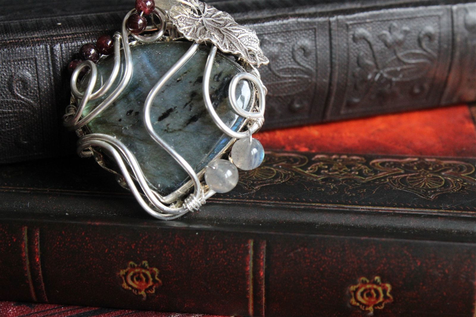 Collier wirewrap en labradorite - Aurore Lune 