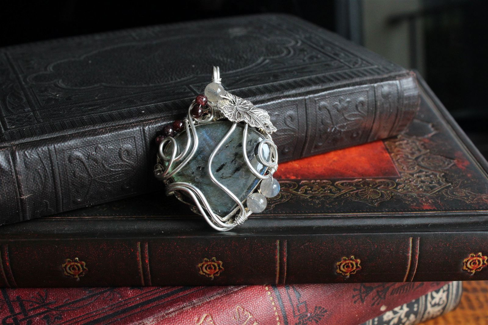 Collier wirewrap en labradorite - Aurore Lune 