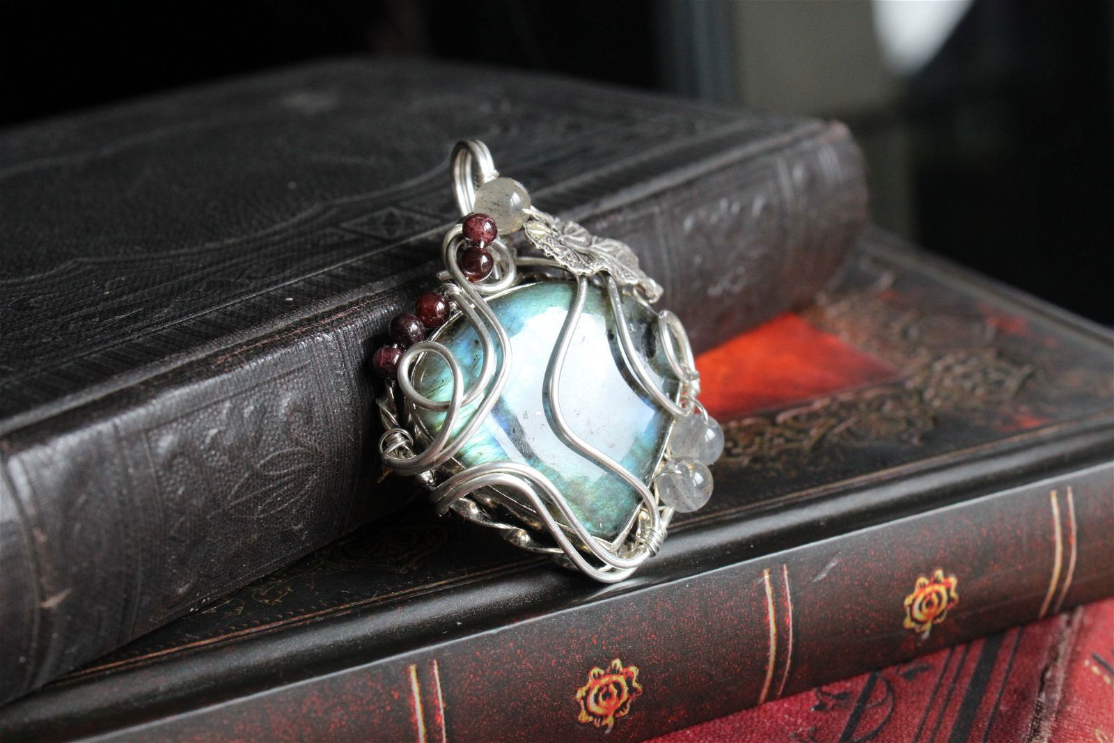 Collier wirewrap en labradorite - Aurore Lune 