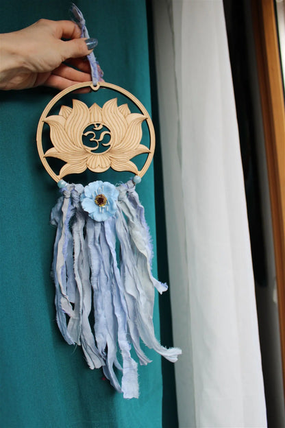 Décoration murale Lotus ohm et soie AIGUE MARINE - Aurore Lune 