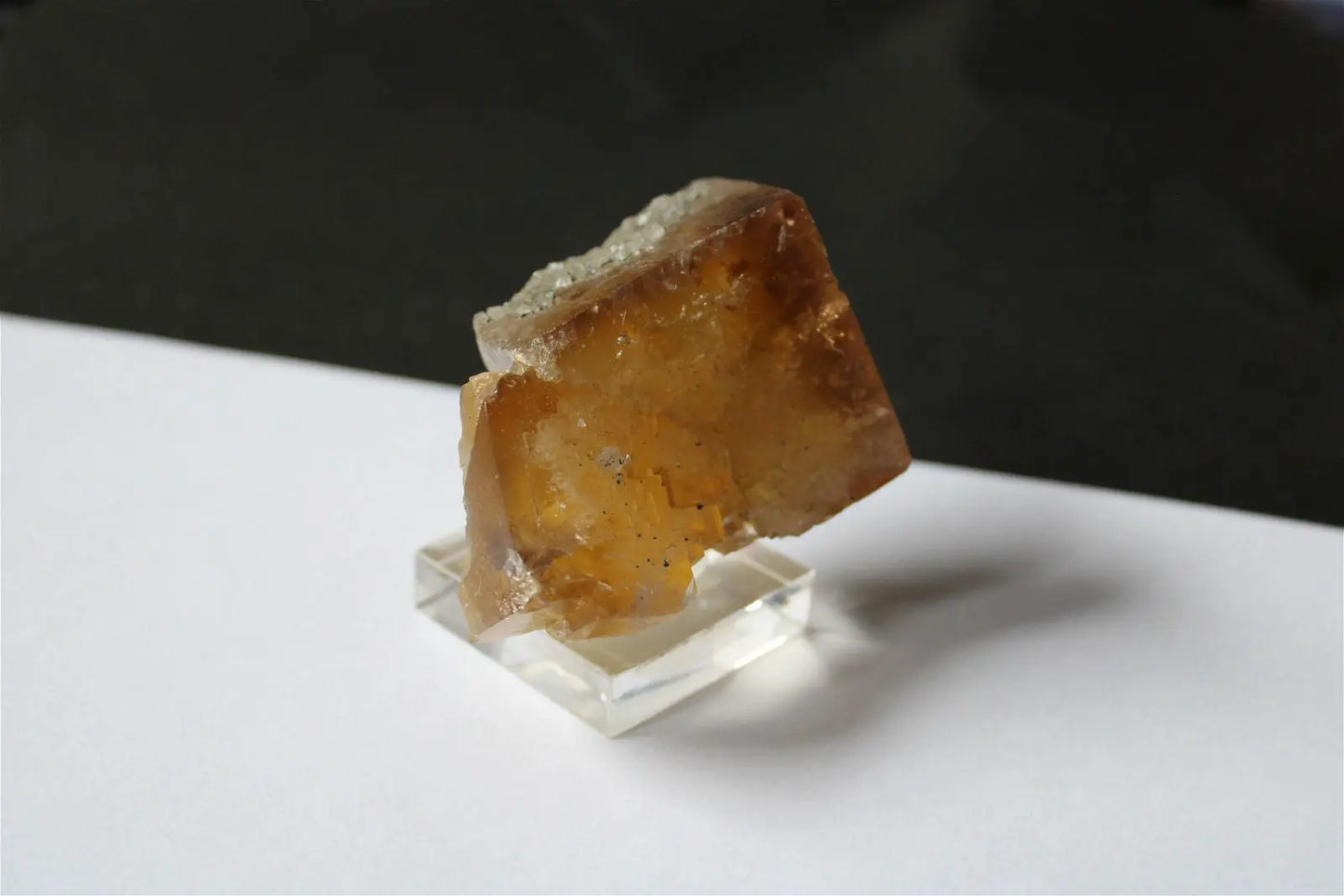 Fluorite sur socle - Aurore Lune 