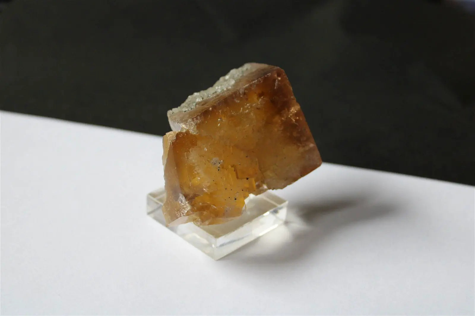 Fluorite sur socle - Aurore Lune 