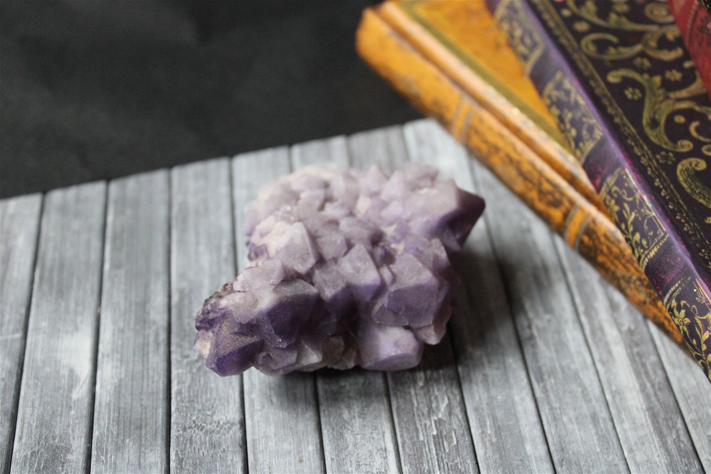 Fluorite violette brute en octoaèdres - Aurore Lune 