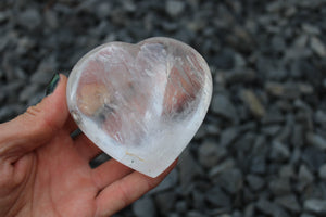 1 coeur en cristal de roche 8 cm