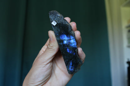 Morceau de labradorite mi-brute AU CHOIX menu déroulant - Aurore Lune 
