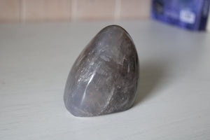 1 quartz lavande à poser 8 cm env.