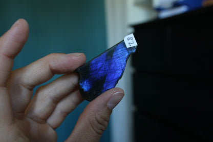 Morceau de labradorite mi-brute AU CHOIX menu déroulant - Aurore Lune 