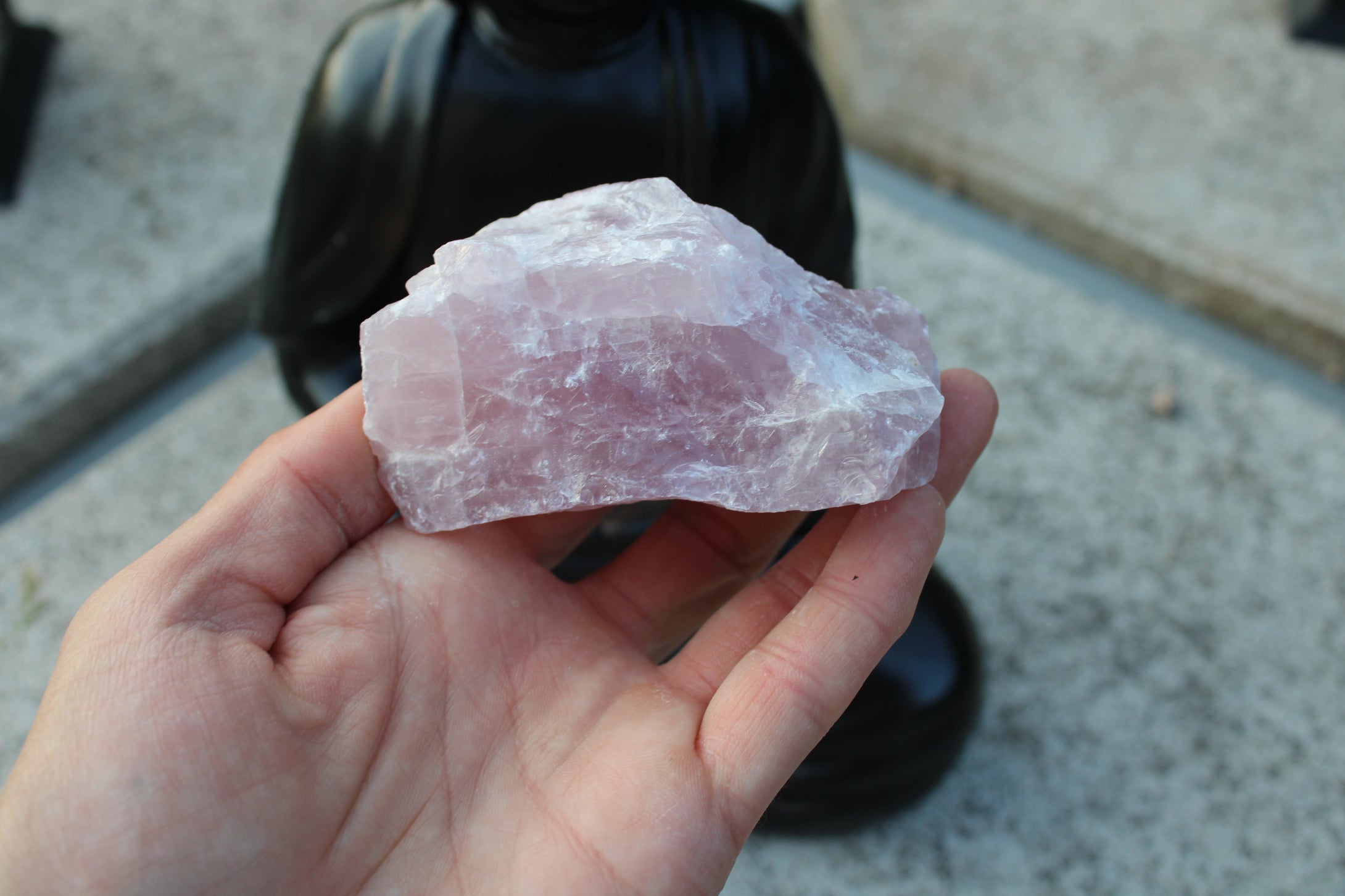 1 morceau brut de quartz rose photo contractuelle
