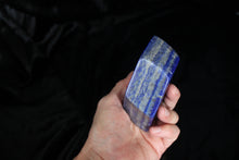 Charger la photo dans la galerie, Lapis lazuli à poser 0.7 kg