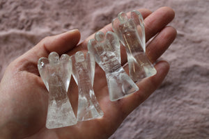 Un ange en cristal de roche 5 - 6 cm