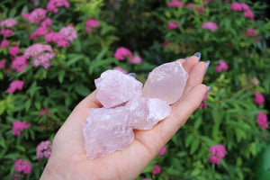 1 morceau brut de quartz rose petit