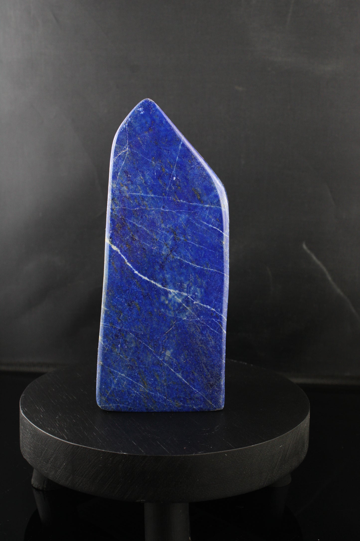 Lapis lazuli à poser LEGEREMENT ABIMEE SUR LE COTE