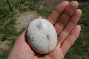 1 galet de "quartz lunaire" conforme photo - feldspath ?