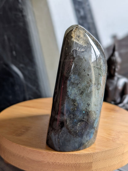 Labradorite à poser 0.565kg - Aurore Lune 