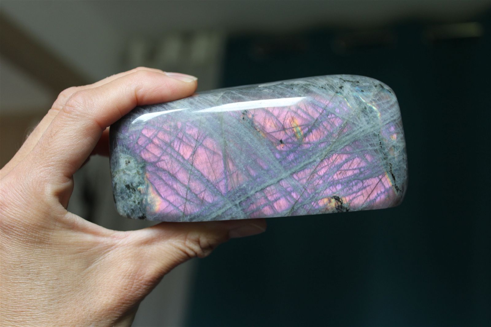 Labradorite à poser 500gr. 12 cm - Aurore Lune 