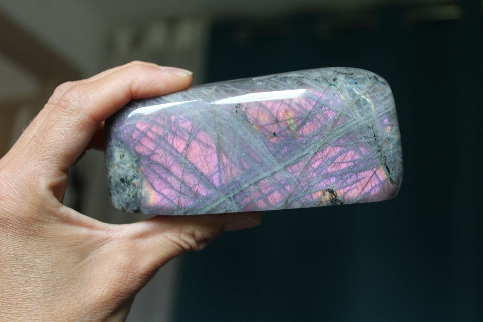 Labradorite à poser 500gr. 12 cm - Aurore Lune 