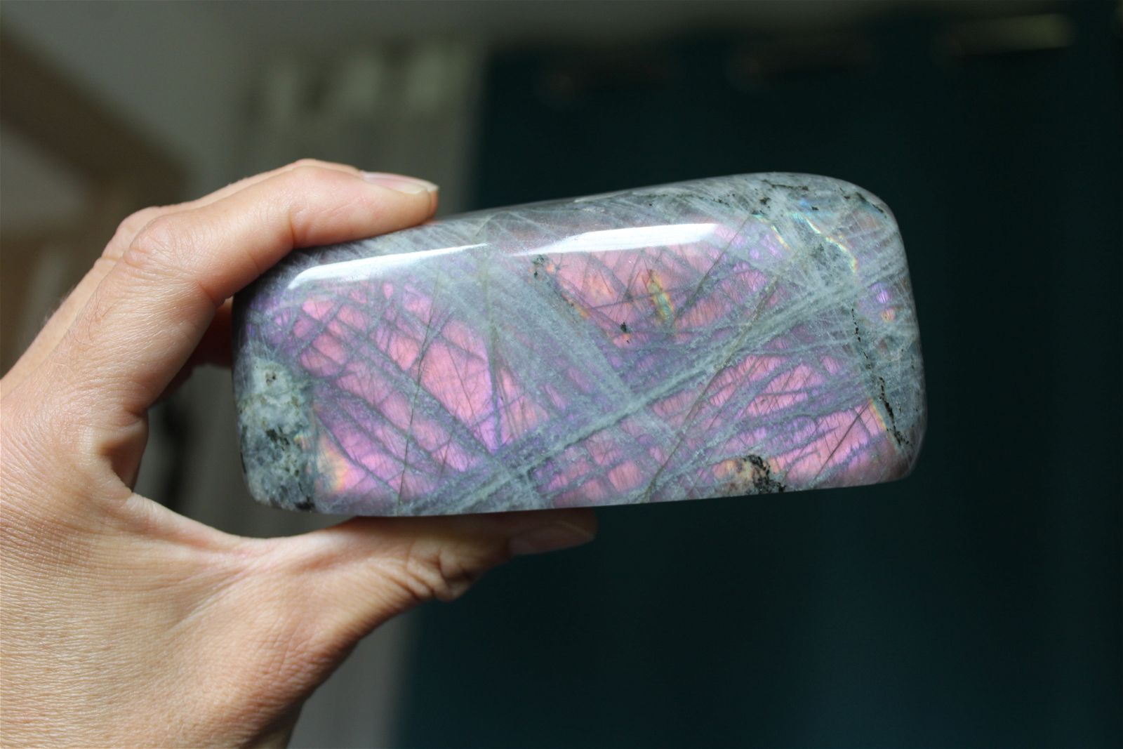 Labradorite à poser 500gr. 12 cm - Aurore Lune 