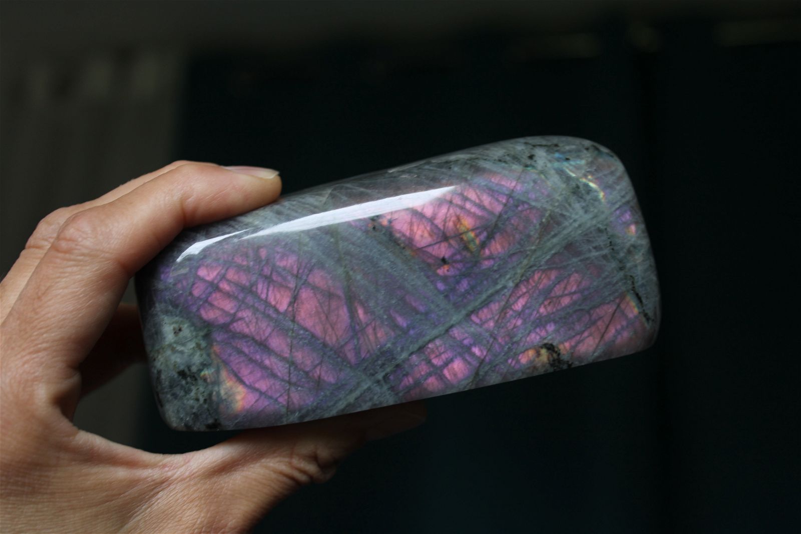 Labradorite à poser 500gr. 12 cm - Aurore Lune 