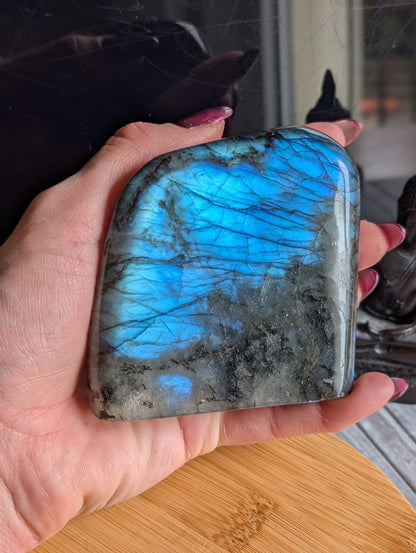 Labradorite à poser bleu morpho 0.5 kg - Aurore Lune 