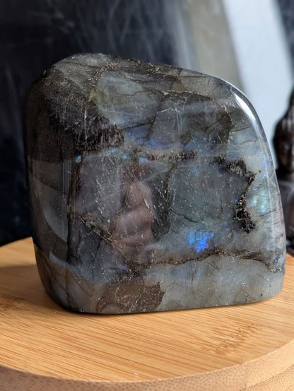 Labradorite à poser bleu morpho 0.5 kg - Aurore Lune 