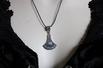 Labradorite blanche en collier - Aurore Lune 