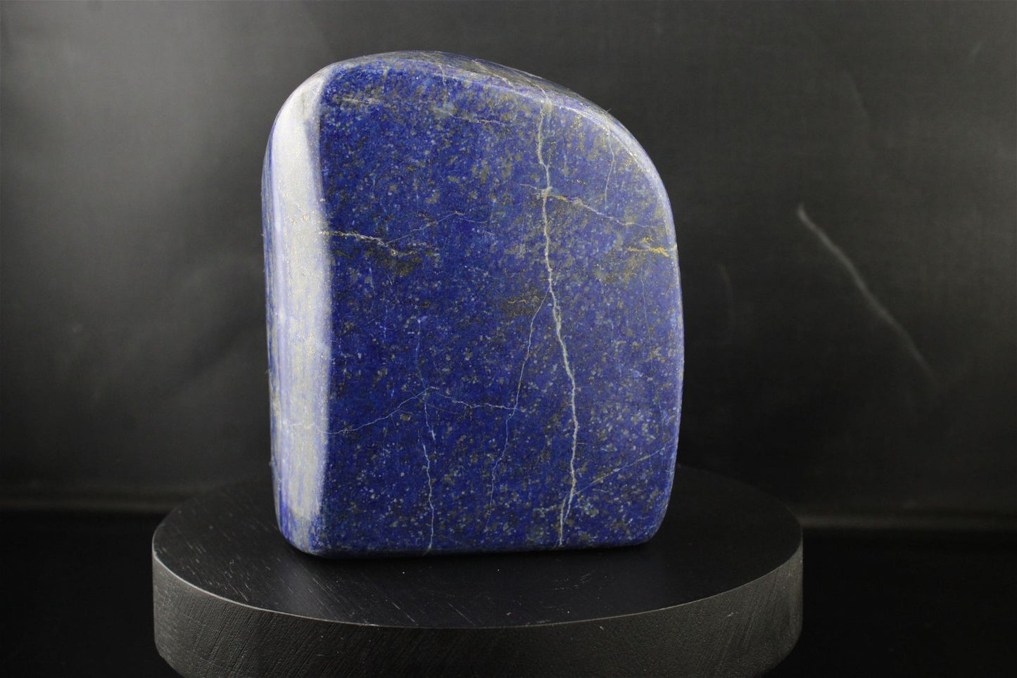 Lapis lazuli à poser 0.7 kg 10 cm - Aurore Lune 