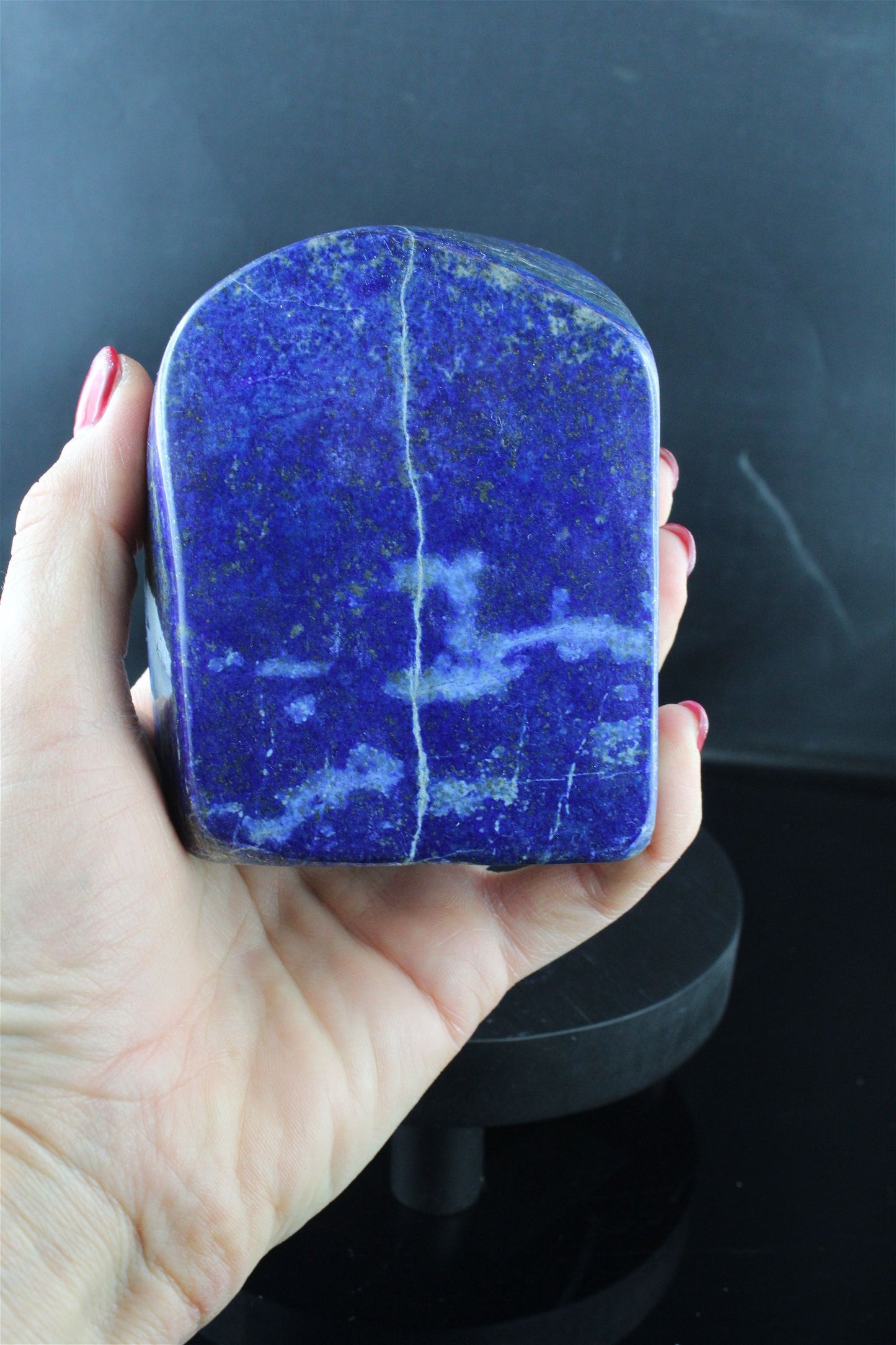 Lapis lazuli à poser 0.7 kg 10 cm - Aurore Lune 