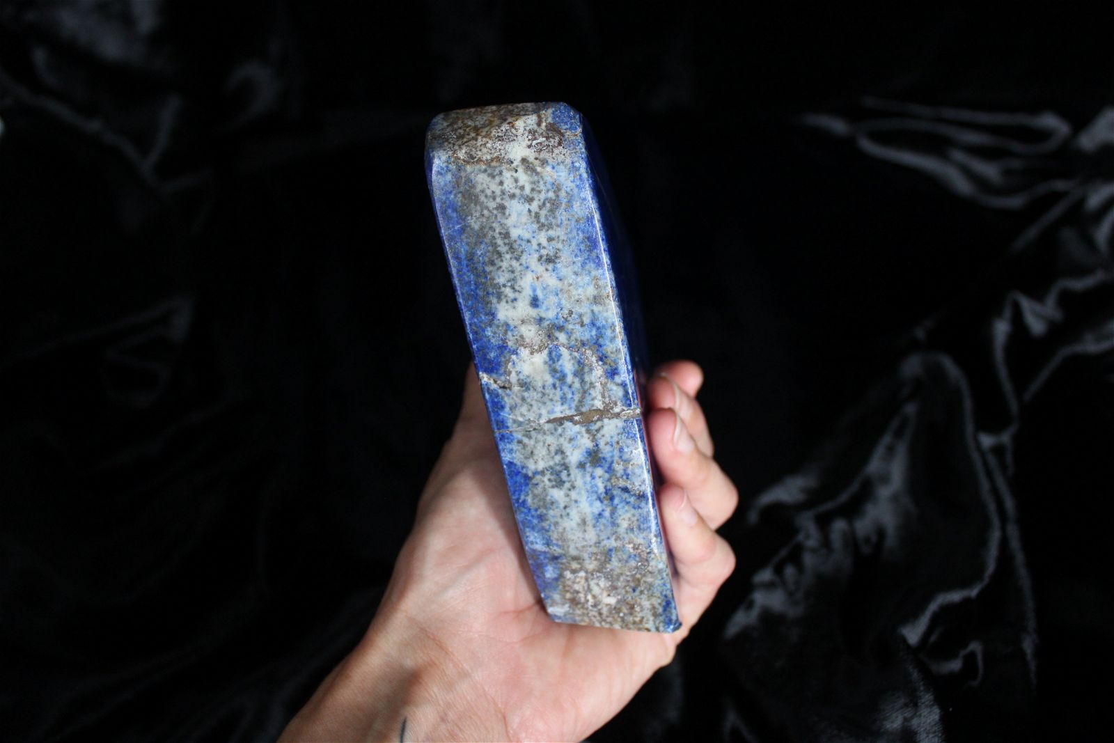 Lapis lazuli à poser 1.52 kg - Aurore Lune 