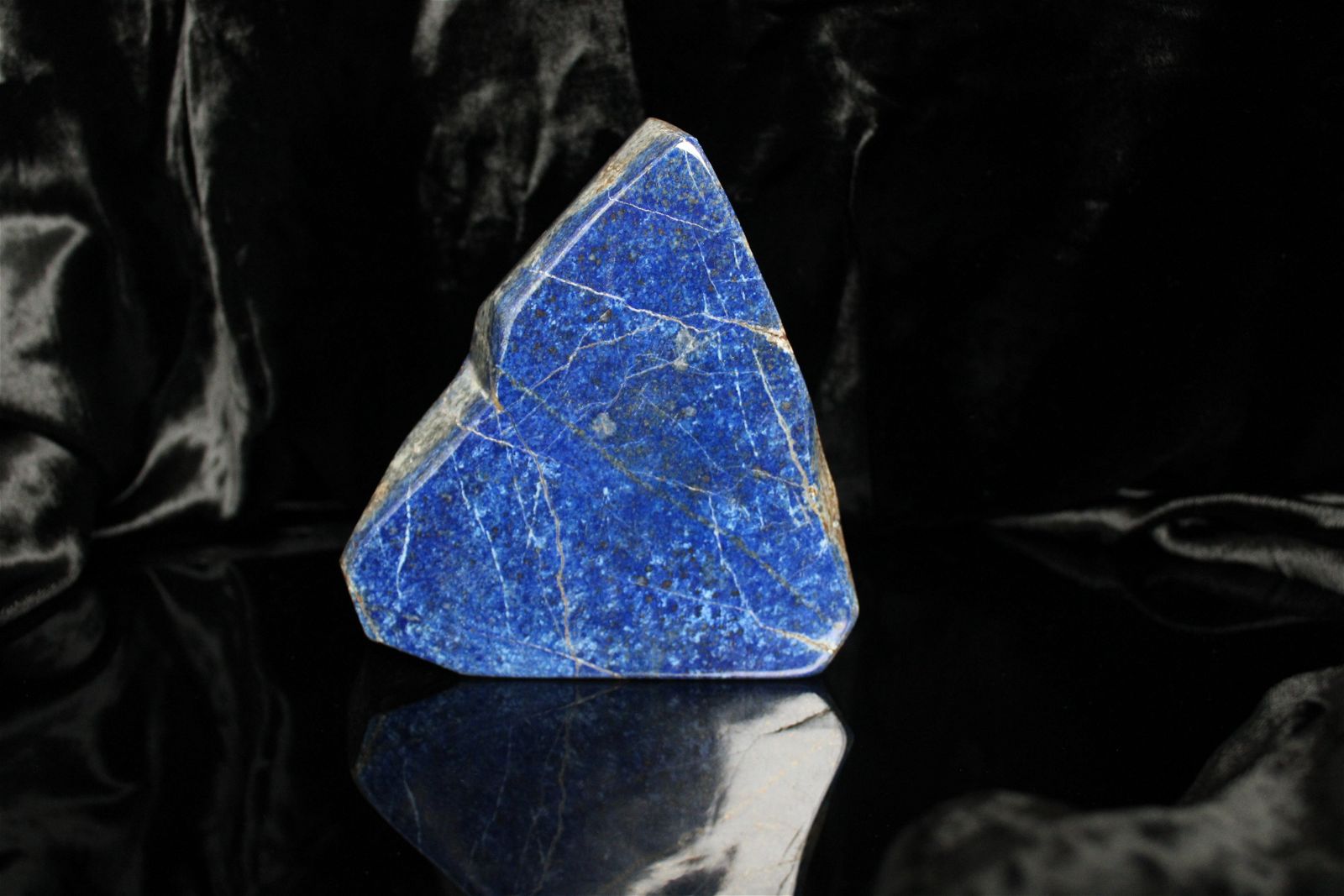 Lapis lazuli à poser 1.52 kg - Aurore Lune 