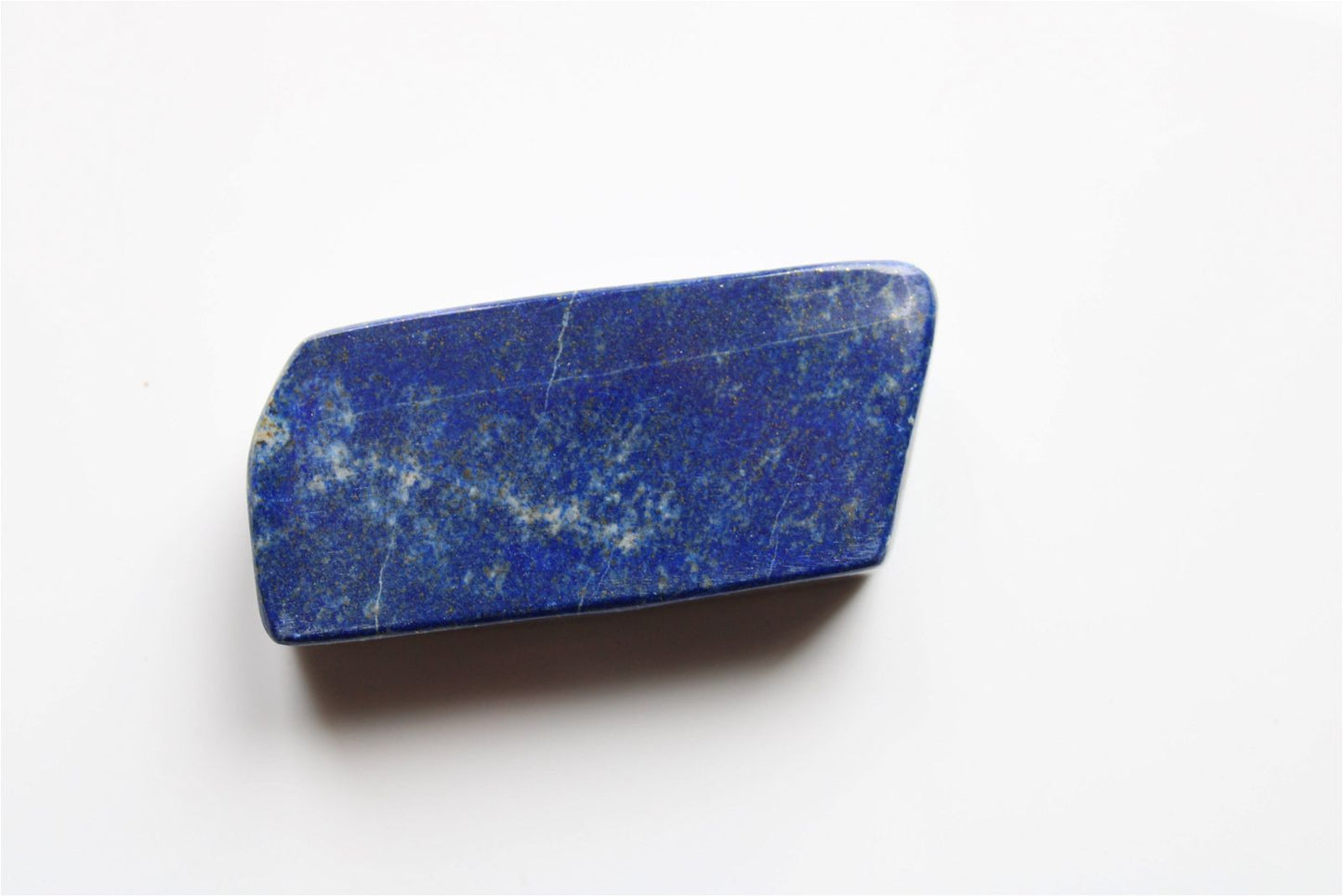 Lapis lazuli à poser 172 grammes 9 cm - Aurore Lune 