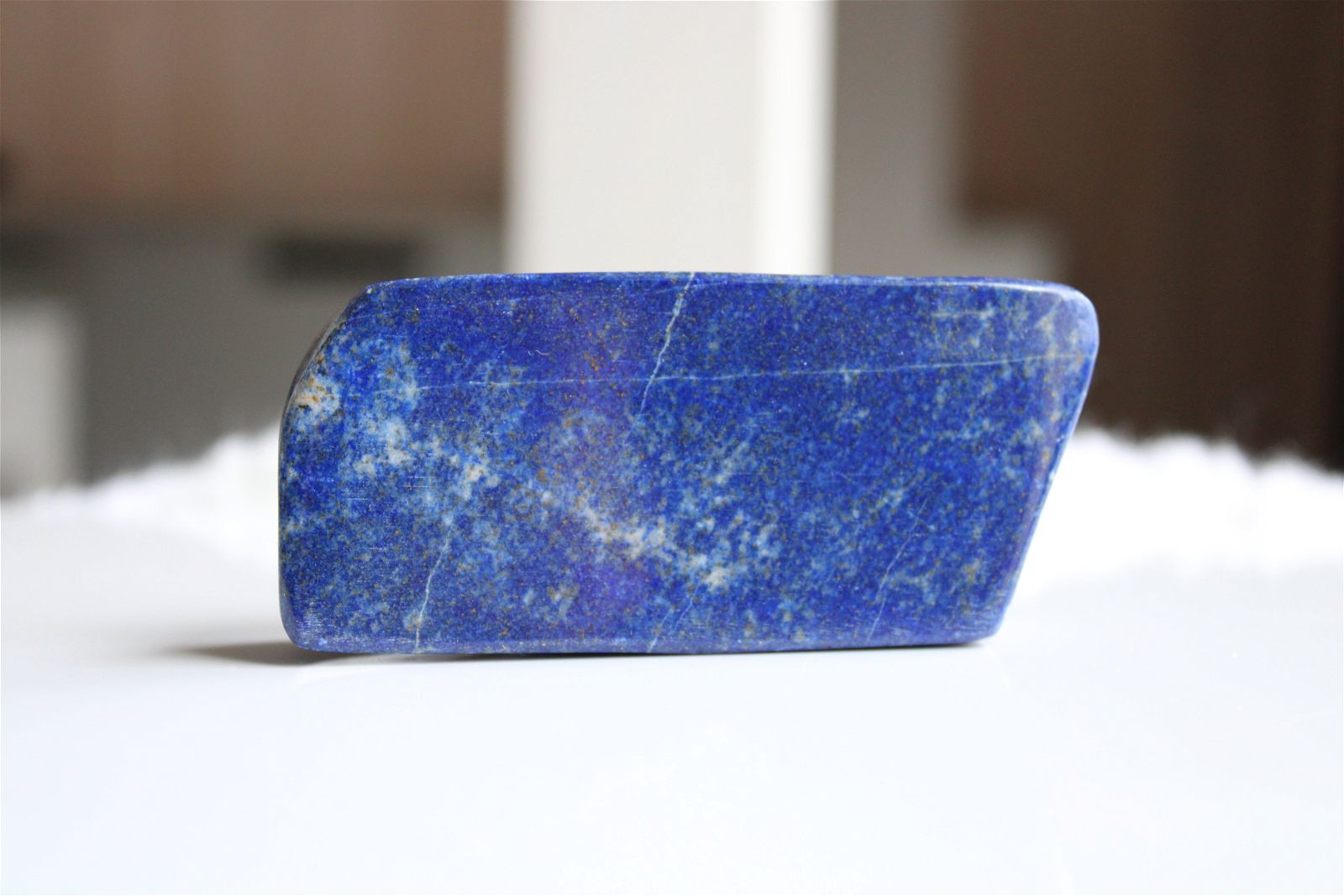 Lapis lazuli à poser 172 grammes 9 cm - Aurore Lune 