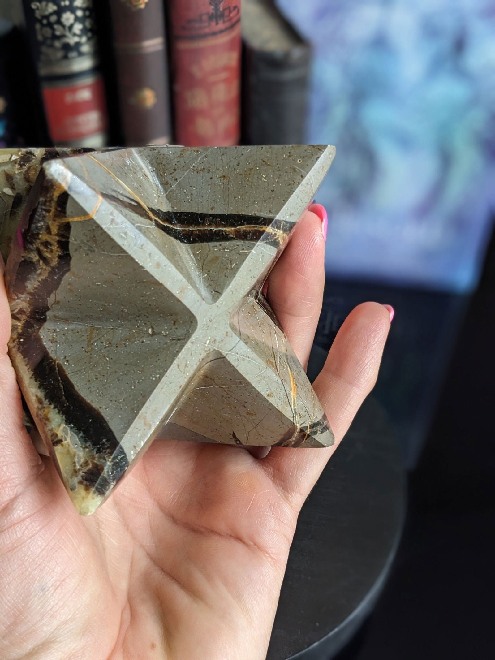 Merkaba en septaria sauvage ou pierre du dragon - Aurore Lune 