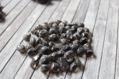 Obsidienne larme d'apache brute taille grain de café - Aurore Lune 