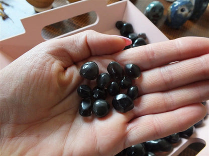 Obsidienne larme d apache roulée taille petite - Aurore Lune 