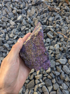 Gros bloc de purpurite