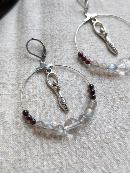 Boucles d'oreilles labradorite grenat cristal de roche - Aurore Lune