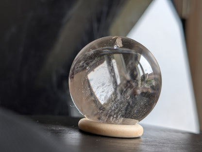 Sphère en cristal de roche avec support offert qualité++