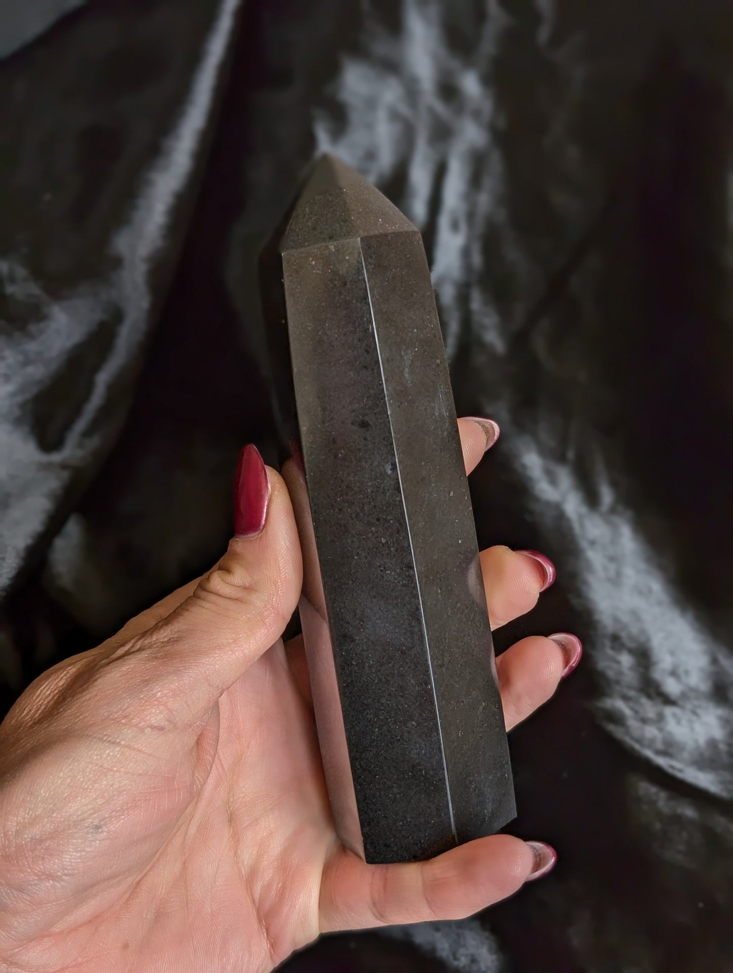 Pointe tourmaline Noire à poser 0.4  kilogrammes 15 cm